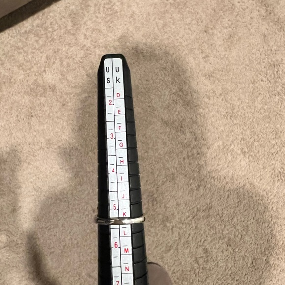 TACORI DIAMONIQUE RING - Three stone princess - Picture 4 of 5